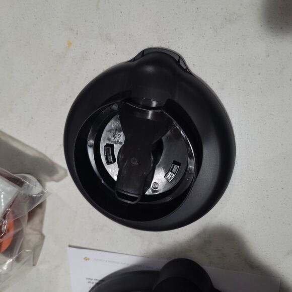 Keurig Hot 2.0 Thermal Carafe Plus Series Brewers 32 Oz. Silver & Black NEW - Picture 10 of 13